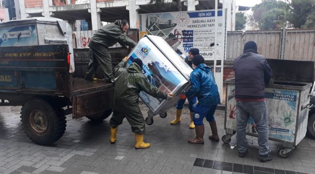 ÇÖP KONTEYNERLERİ YENİLENİYOR