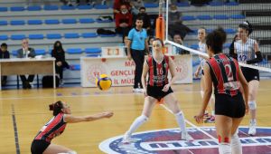 KADIN VOLEYBOL TAKIMI’NIN RAKİBİ ROTA KOLEJİ