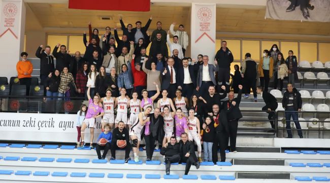 KADIN BASKETBOL TAKIMINDAN MÜTHİŞ GALİBİYET: 76-62