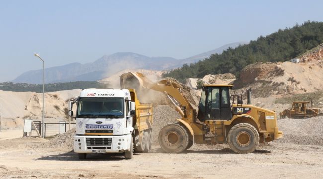 MANİSA’DA HAFRİYAT ATIKLARININ GERİ DÖNÜŞÜMÜ SAĞLANIYOR