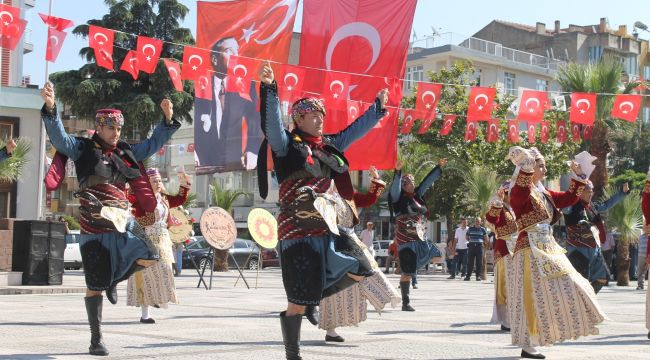 TURGUTLU'NUN İŞGALDEN KURUTULUŞUN 100. YILDÖNÜMÜ KUTLANDI