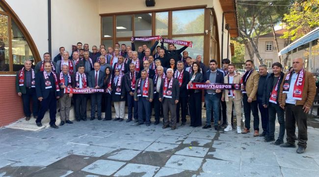 Turgutluspor yönetiminden birlik ve beraberlik kahvaltısı