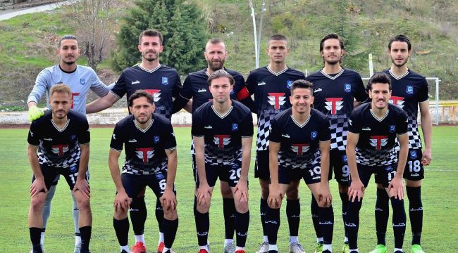 YUNUSEMRE UŞAK'TA FARKA GİTTİ: 1-5