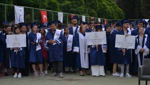  Manisa CBÜ Turgutlu MYO’da Mezuniyet Coşkusu