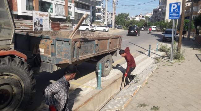 Salihli’de Yağmursuyu Izgaraları Temizlendi