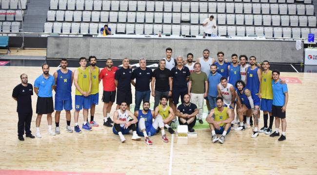 İran Milli Basketbol Takımı Manisa’da