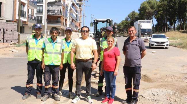   Salihli’de Yağmursuyu Izgaraları Temizleniyor