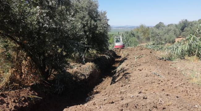 Çınaroba Mahallesi’nde Dere Temizliği Yapıldı