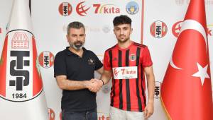 TURGUTLUSPOR UĞUR KURT’LA SÖZLEŞME İMZALADI