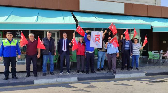 Manisa Şehirlerarası Otobüs Terminali Kırmızı-Beyaza Büründü  