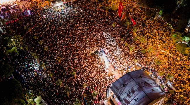 Turgutlu,100’üncü Yılda Tuğba Yurt ile coşacak