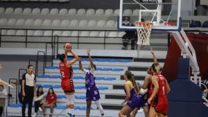 Turgutlu Belediyespor potada galip