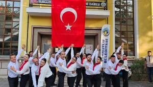 TURGUTLU’DA,100’ÜNCÜ YILDA LATİN DANSLARI RÜZGARI ESTİ