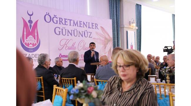 BAŞKAN ÇELİK’TEN ÖĞRETMENLER GÜNÜ MESAJI