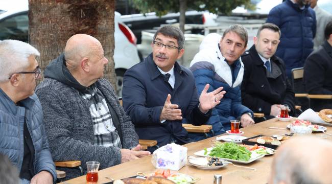 ÇİMENTEPE CADDESİ ESNAFLARINDAN  BAŞKAN ÇELİK'E HİZMET TEŞEKKÜRÜ