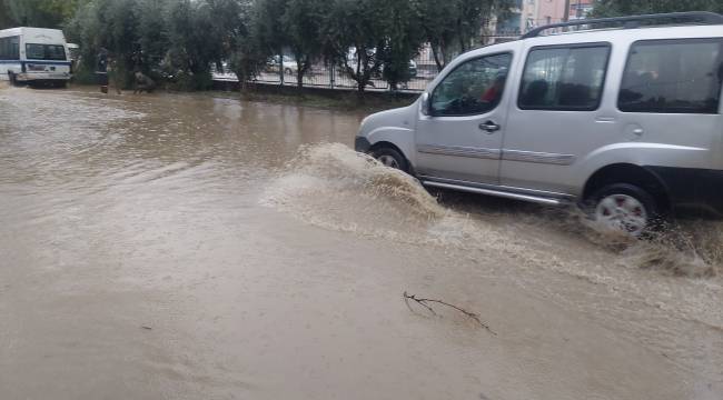 SANAYİ SİTESİNİ SU BASTI,ESNAF İSYAN ETTİ!