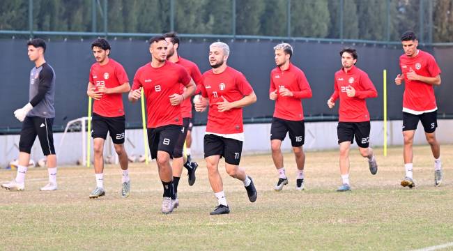 TURGUTLUSPOR,HAZIRLIKLARINI SÜRDÜRÜYOR