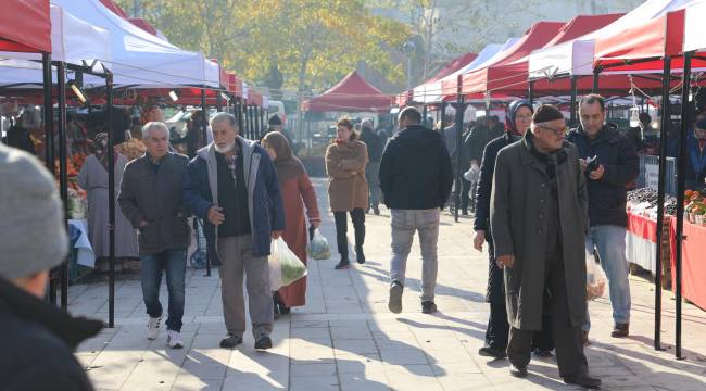 TARİHİ BEDESTEN’DE SALI PAZARI AÇILDI