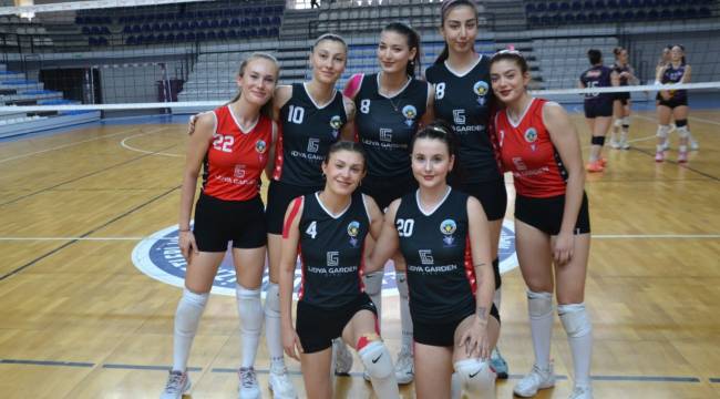 Turgutlu Belediyespor Kadın voleybol takımında yoğun hafta