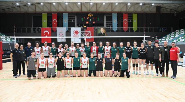 Büyükşehrin Sultanları Play Off’lara Hazırlanıyor