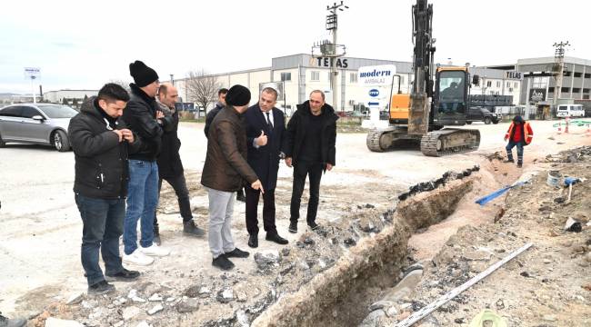 Muradiye OSB Kavşağı Sanayi Caddesinde Yağmur Suyu Hattı Çalışmaları