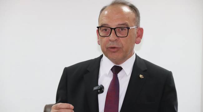 Çetin Akın “CHP’ye Bu Tarz İthamlarda Bulunanları Esefle Kınıyorum”