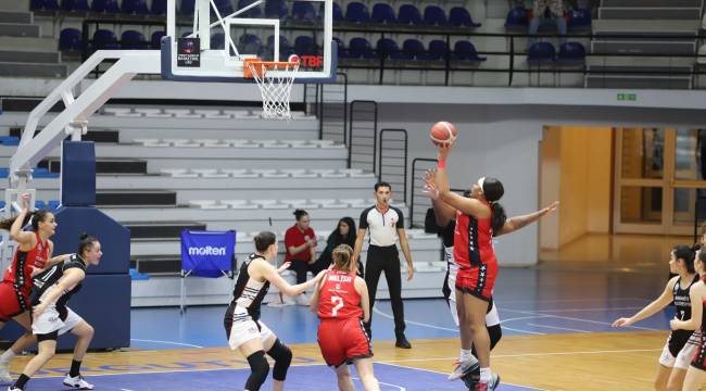 Turgutlu Belediyespor Kadın Basketbol Takımı Deplasman Yolcusu