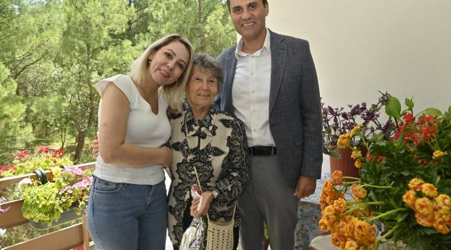 Başkan Zeyrek’ten Huzurevlerine Anneler Günü Ziyareti