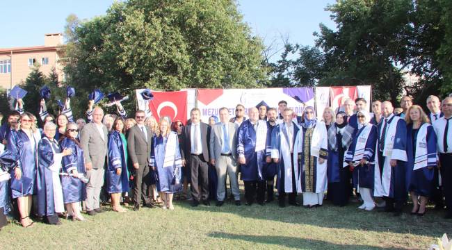 Turgutlu Meslek Yüksekokulu 29'uncu Dönem Mezunlarını Uğurladı