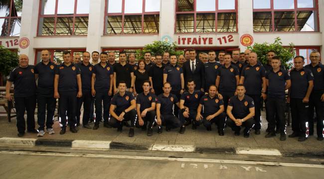 Başkan Zeyrek, mesai arkadaşlarının bayramını kutladı