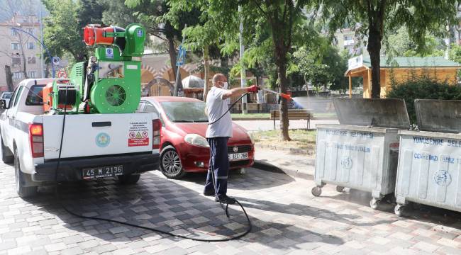 Manisa’da Haşerelere Karşı İlaçlama Çalışmaları Sürüyor