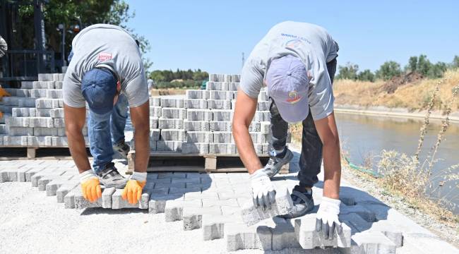 Mütevelli mahallesinde kilit parke taş döşeme çalışması