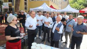 Turgutlu’da Geleneksel Aşure Hayrı Yapıldı