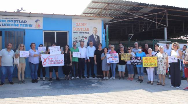 Turgutlu’da Sokak Hayvanları Yasasına Tepki