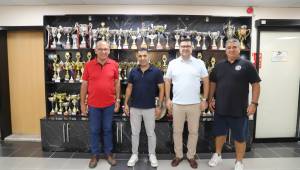 Turgutlu Belediyespor Voleybolun Yeni Sponsoru Mirnas Bahçeşehir Turgutlu Oldu