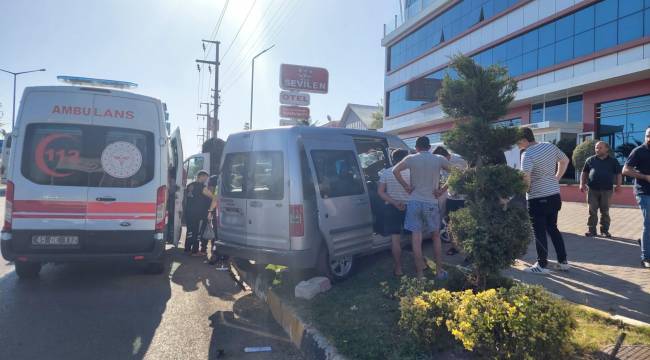 Turgutlu’da Trafik Kazası, 2 Yaralı