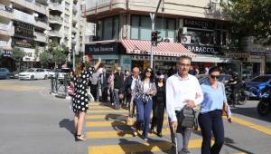 Manisa'da Beyaz Bastonla Farkındalık Yürüyüşü