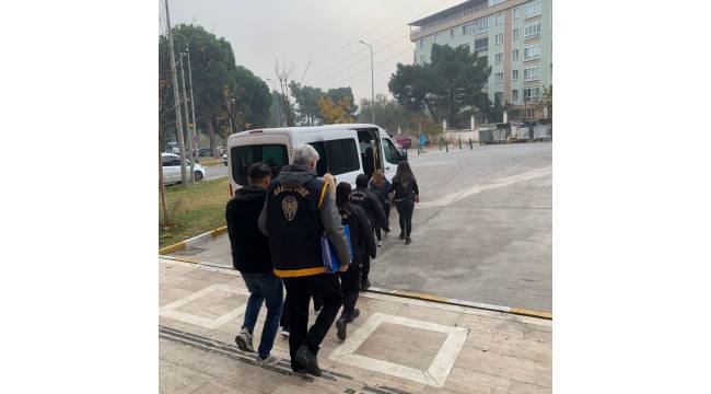 Manisa'da Fuhuş Operasyonu: 6 Mağdur Kadın Kurtarıldı, 4 Şüpheli Gözaltına Alındı