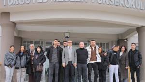 Manisa Celal Bayar Üniversitesi Turgutlu Meslek Yüksekokulu İnşaat Bölümü'nden Kış Mevsimi İhtiyaç Yardımı Sosyal Sorumluluk Projesi