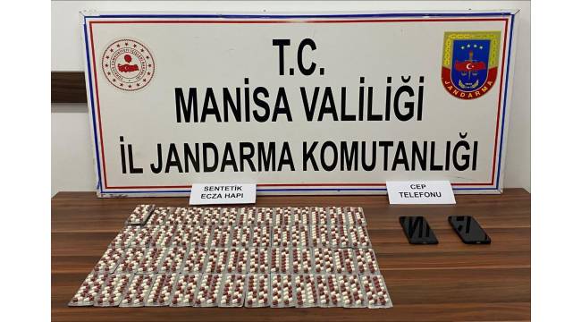 Manisa'da Uyuşturucu Operasyonu: 1.187 Sentetik Ecza Hapı Ele Geçirildi