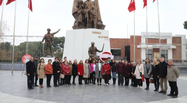 “MANİSA’NIN İLK KADIN BELEDİYE BAŞKANI GÜLŞAH DURBAY BİZ KADINLARIN ONUR VE GURURUDUR” 