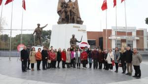 “MANİSA’NIN İLK KADIN BELEDİYE BAŞKANI GÜLŞAH DURBAY BİZ KADINLARIN ONUR VE GURURUDUR” 