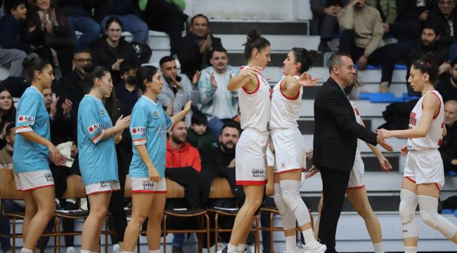 Turgutlu Belediyesi Kadın Basketbol Edirne Ekibine de Geçit Vermedi: 7'de 7 Yaptı