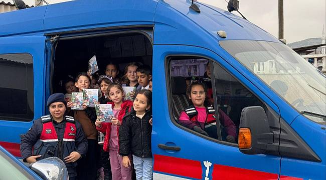 Jandarma Mesleği Öğrencilere Tanıtıldı