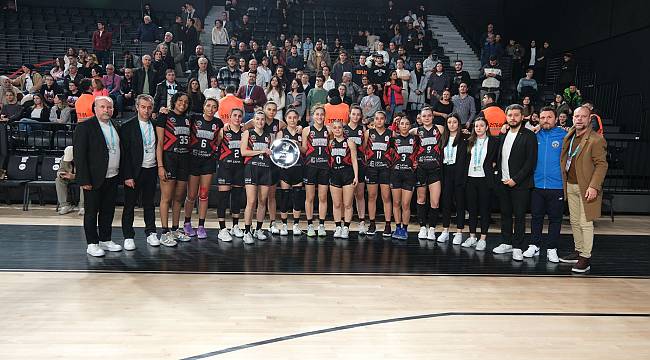 Turgutlu Belediyespor Kadın Basketbol Takımı, Federasyon Kupası'nda İkinci Oldu