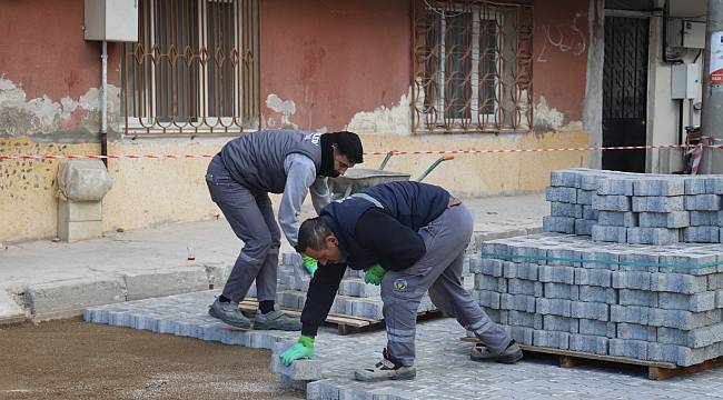 Turgutlu Belediyesi Fen İşleri Ekiplerinden 11 Kırsal Mahallede Yol Düzenleme Çalışması