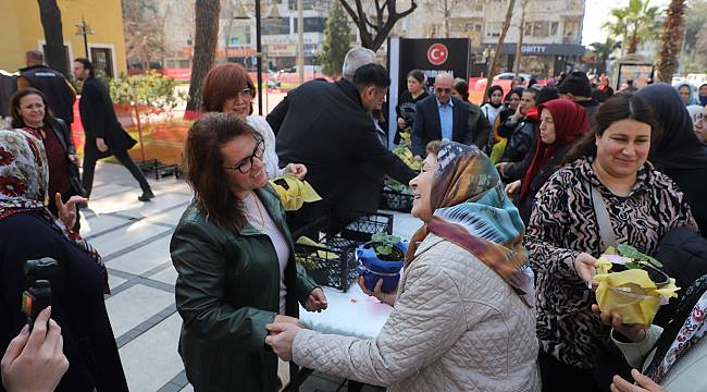 Turgutlu Belediyesi 8 Mart'ı İki Etkinlikle Kutladı