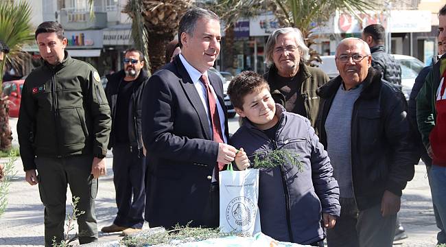 Turgutlu’da Dünya Ormancılık Günü’nde 3 Bin Fidan Dağıtıldı