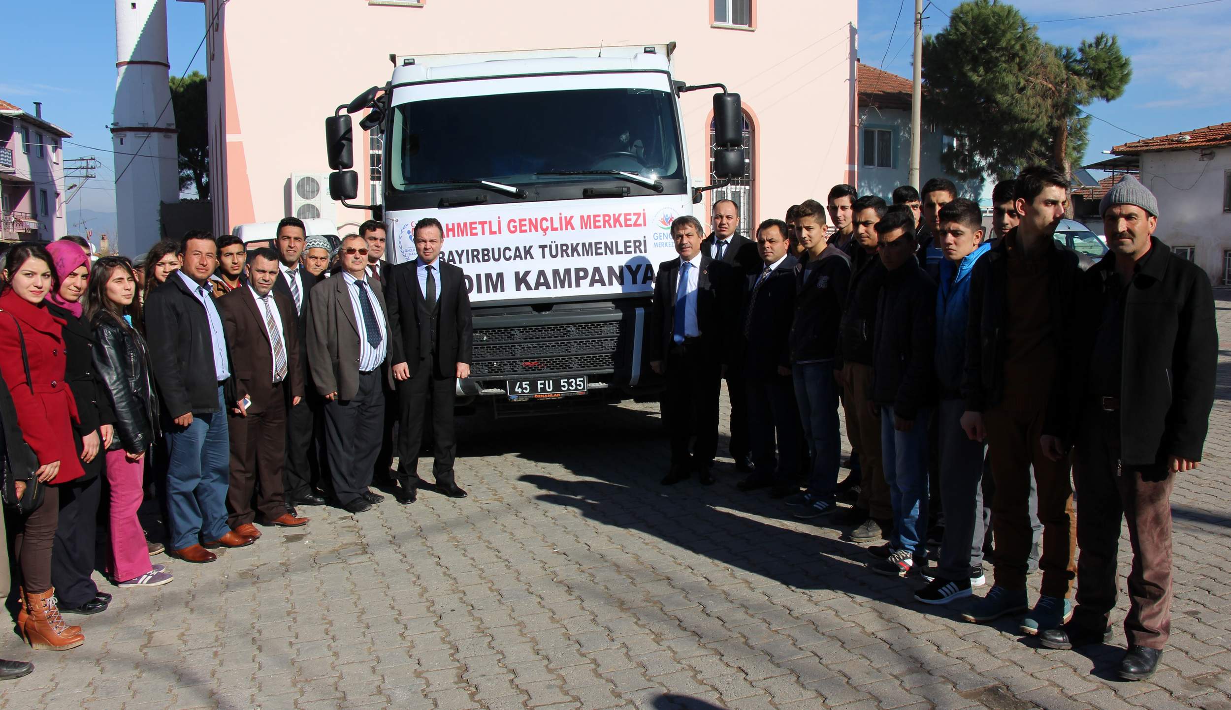 Gençler Bayırbucak Türkmenleri İçin Harekete Geçti